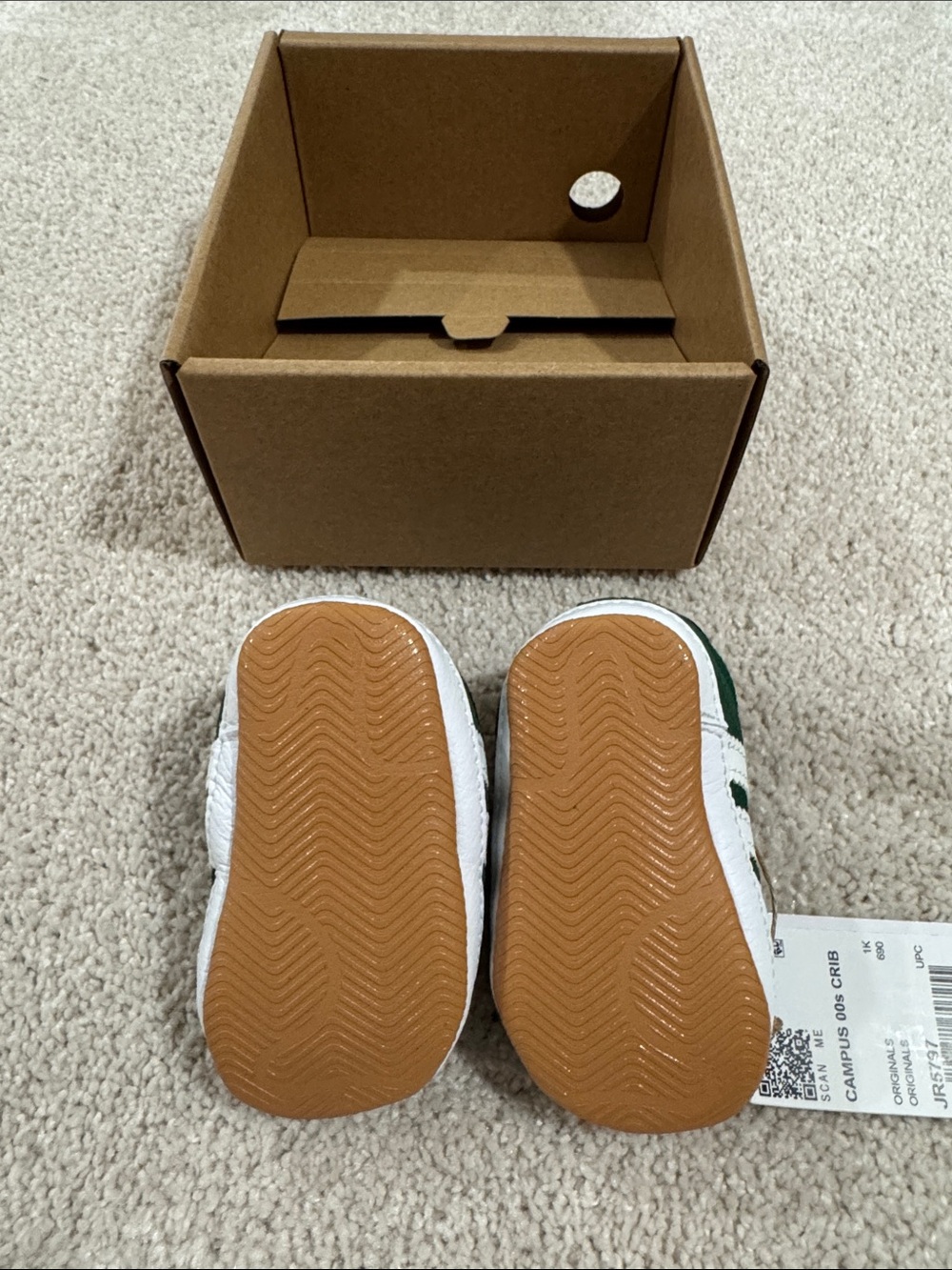 NWT adidas Kids Green & White Campus Crib Sneakers - Picture 3 of 8
